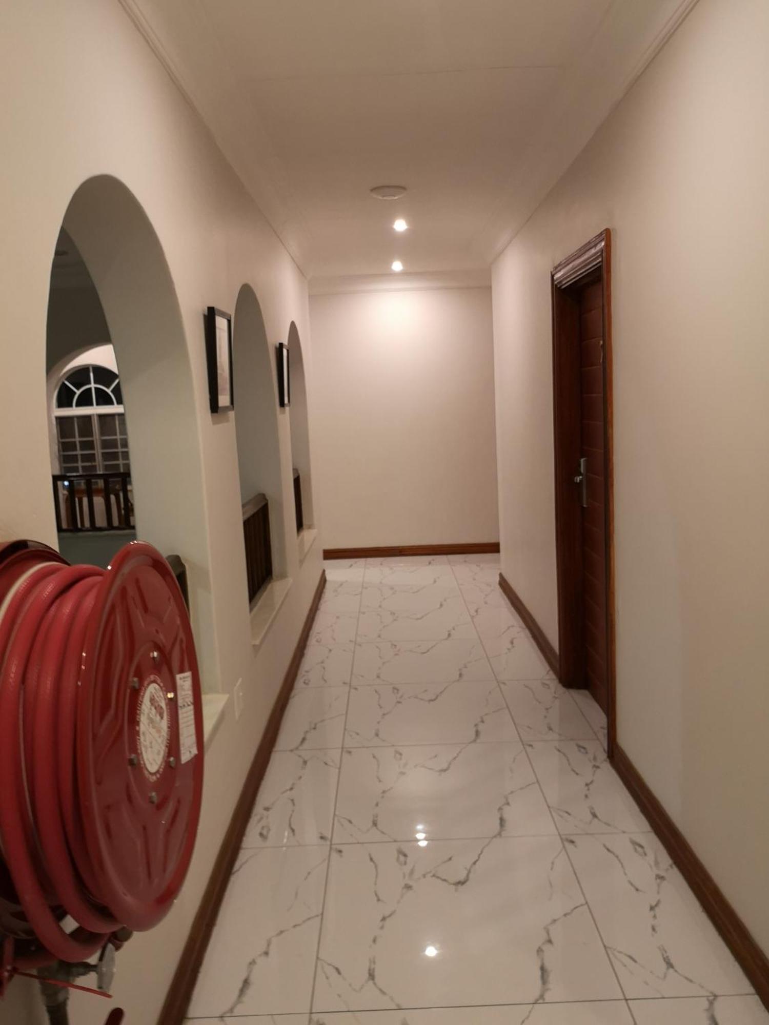 Lotus Guest House Йоханесбург Екстериор снимка