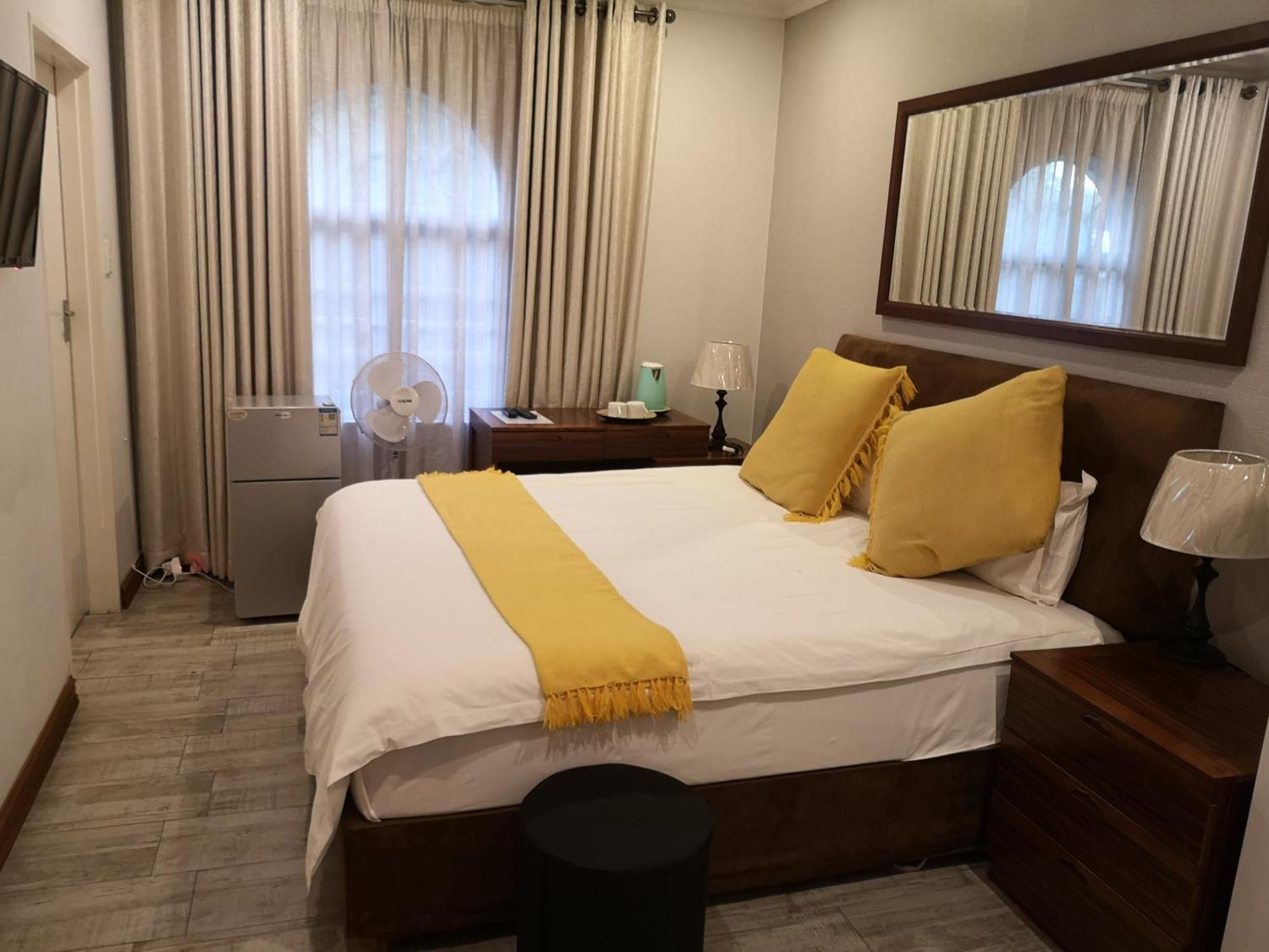 Lotus Guest House Йоханесбург Екстериор снимка