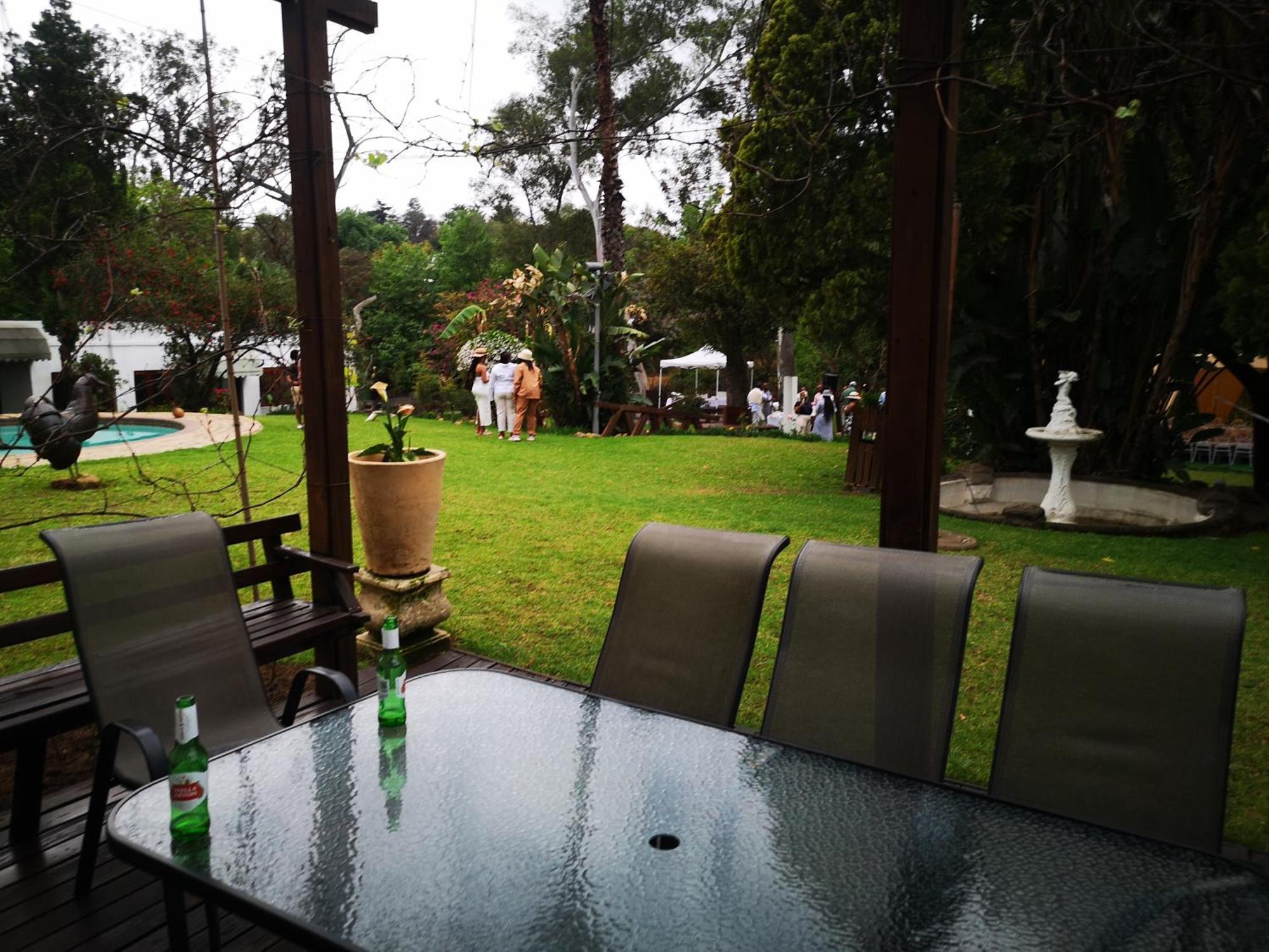 Lotus Guest House Йоханесбург Екстериор снимка